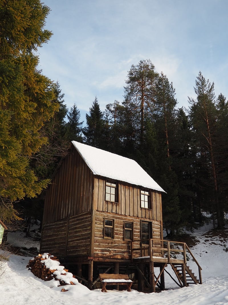 Mystic Mountain Lodges